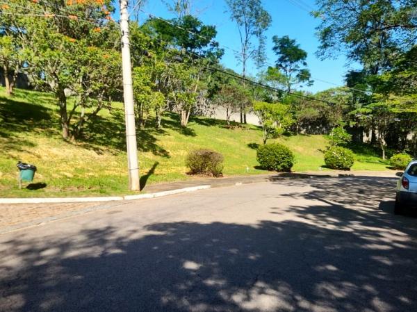 Terreno com área de 1.769m² | condomínio parque residencial paradise