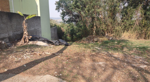 Terreno de 728m² | loteamento caminhos de san conrado