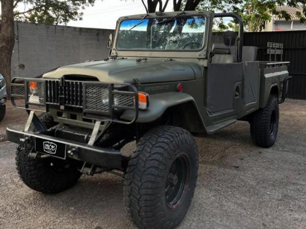 TOYOTA/BANDEIRANTE JIPE (MILITAR) - 2001/2001