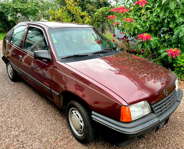 GM/KADETT 1.8 GL - 1994/1995