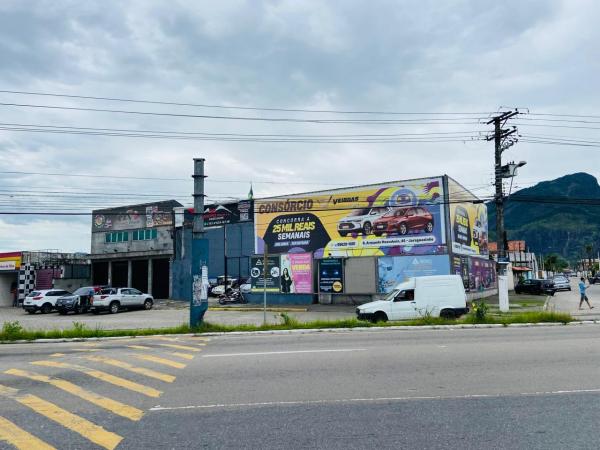 Salão comercial | 600m² | Prox. Rod.