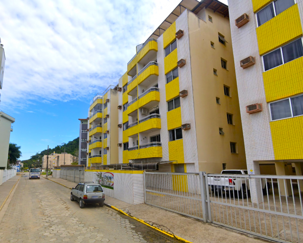 Apartamento em Ubatuba 52m² | 400m da Praia Grande